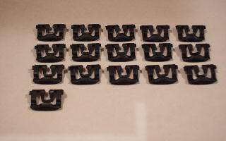 1971-1973 Ford Mustang Fastback And Coupe Windshield Molding Clip Kit 16 Pieces