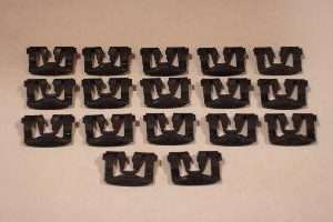1970-1971 Ford Torino Windshield Molding Clip Kit 17 Pieces