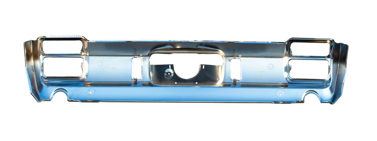 1971-1972 Oldsmobile Cutlass Rear Bumper W/ Tip Cutouts - Image 2